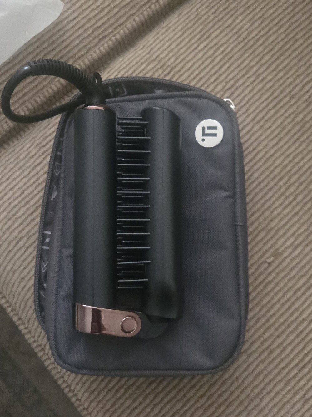NEW!! Tiri Pro Equinox Foldable Hot Brush & Travel Pouch - Black Mirror